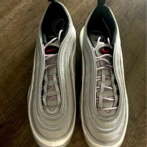 Nike Silver Air Max Size 12 Mens, worn once, pristine